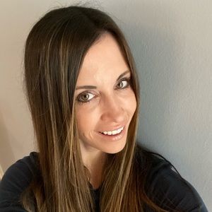 Meet your Posher, Liz